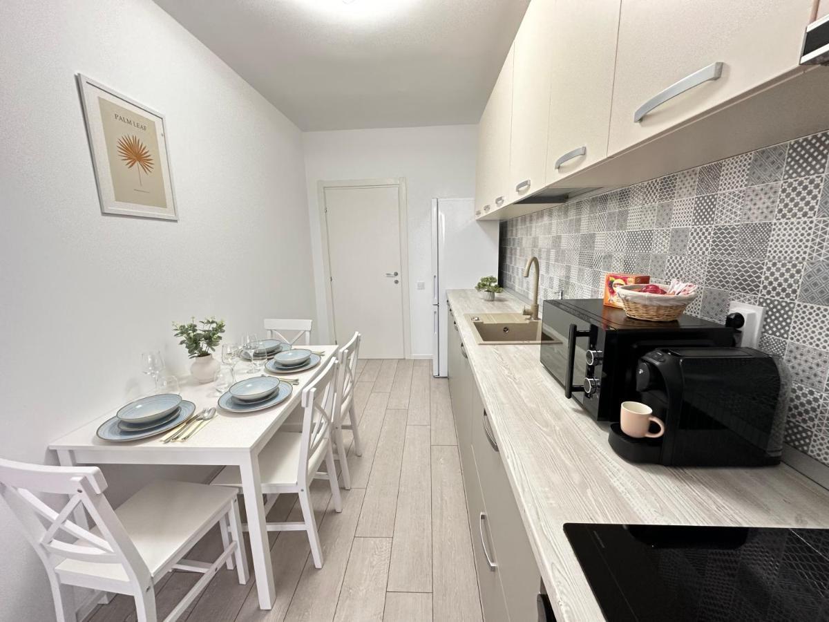 Cozy Luxury Apartments - Coresi Mall #บราชอฟ ภายนอก รูปภาพ