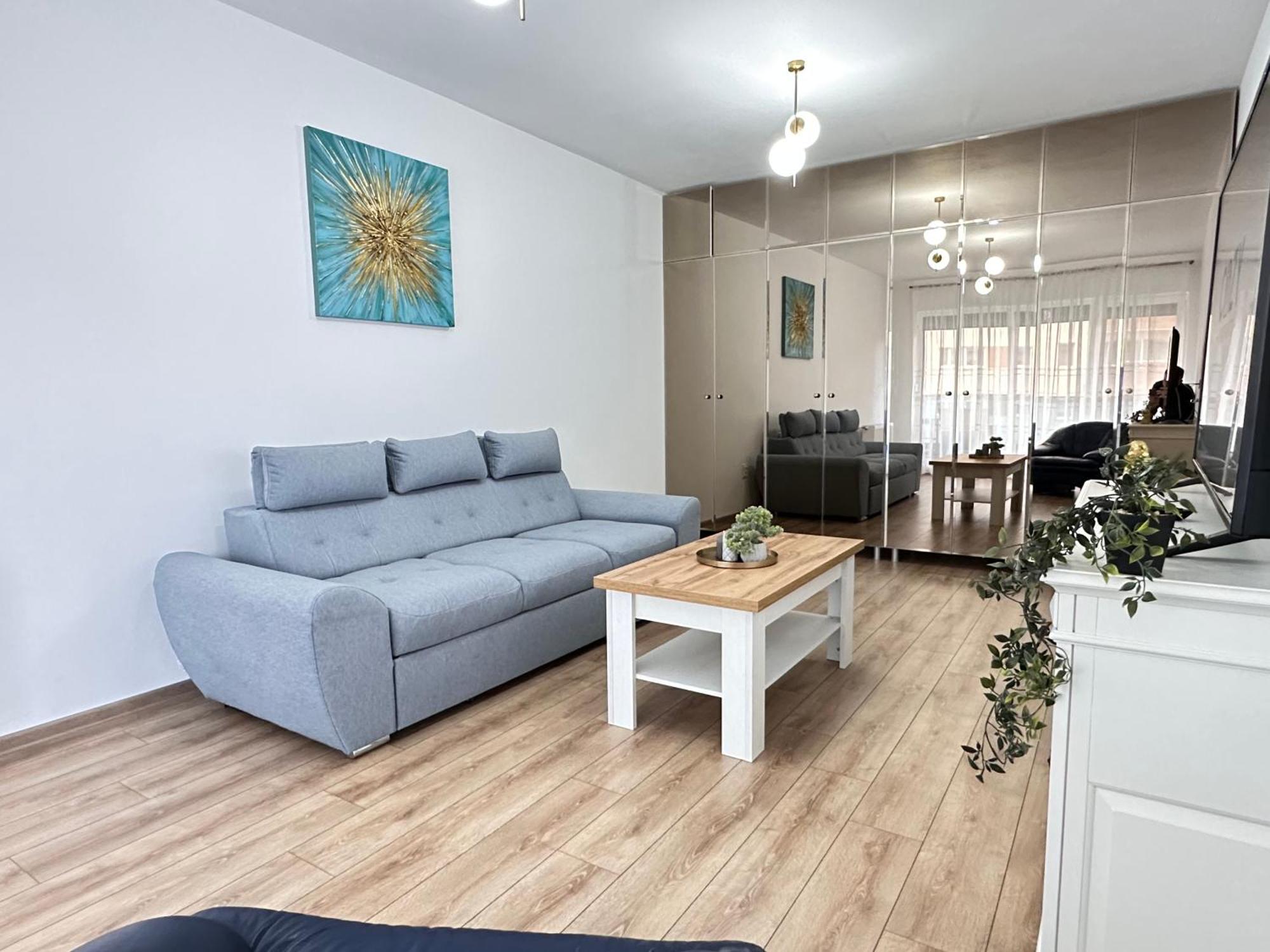 Cozy Luxury Apartments - Coresi Mall #บราชอฟ ภายนอก รูปภาพ